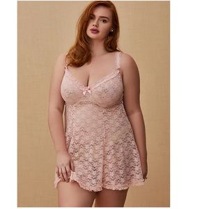 Torrid LIGHT PINK LACE UNDERWIRE BABYDOLL
